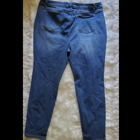 COPY - Ashley Stewart Graphic DistressedJeans💥 - Picture 4 of 8